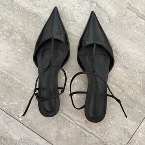 Tony Bianco Black Pointed Toe patent leather Slingback Heels 1/2 inch heel